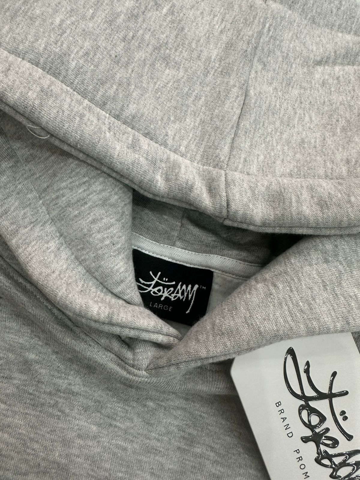 buzo hoodie dif x curva gris melange