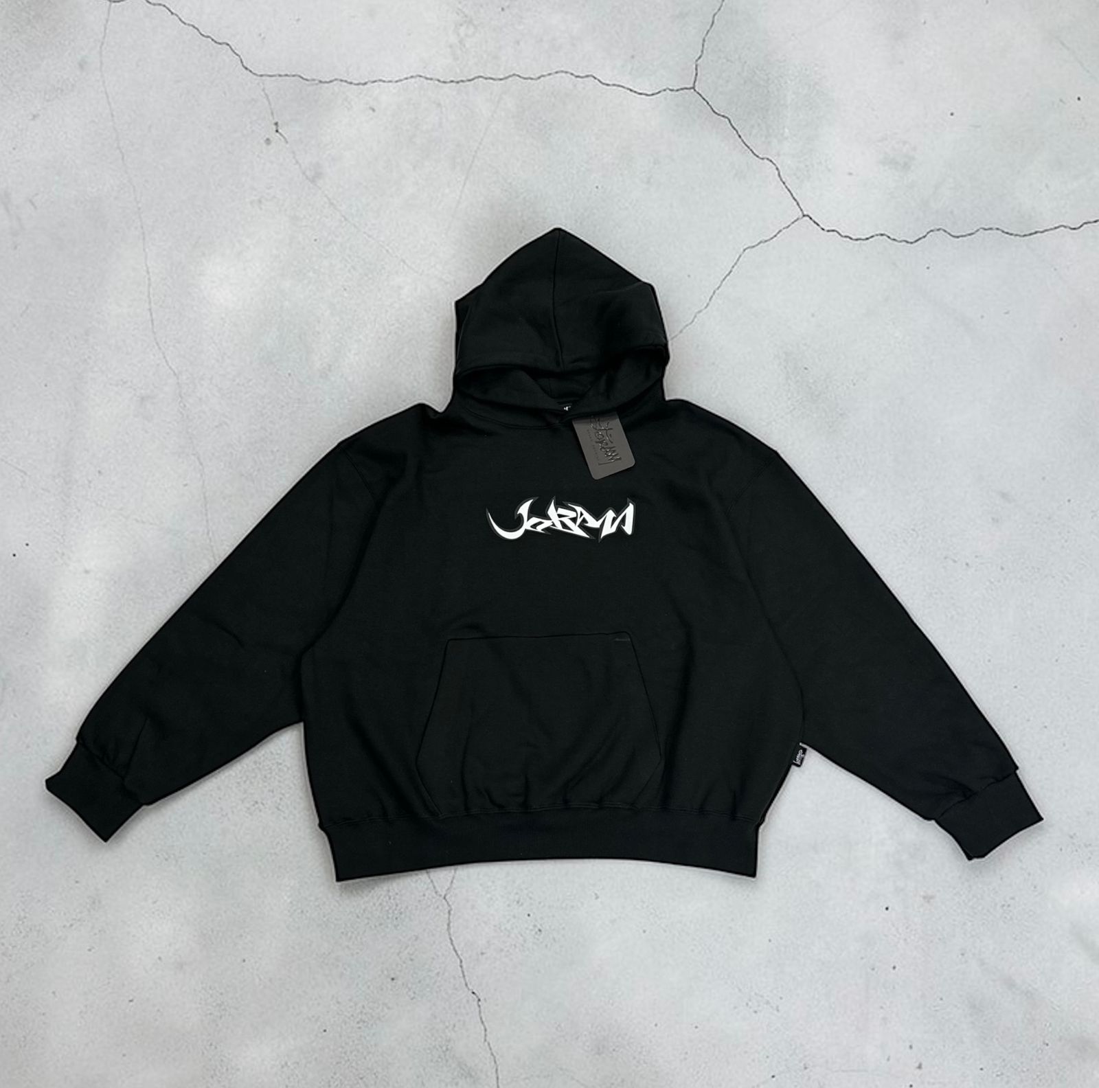 buzo hoodie urb x curva negro