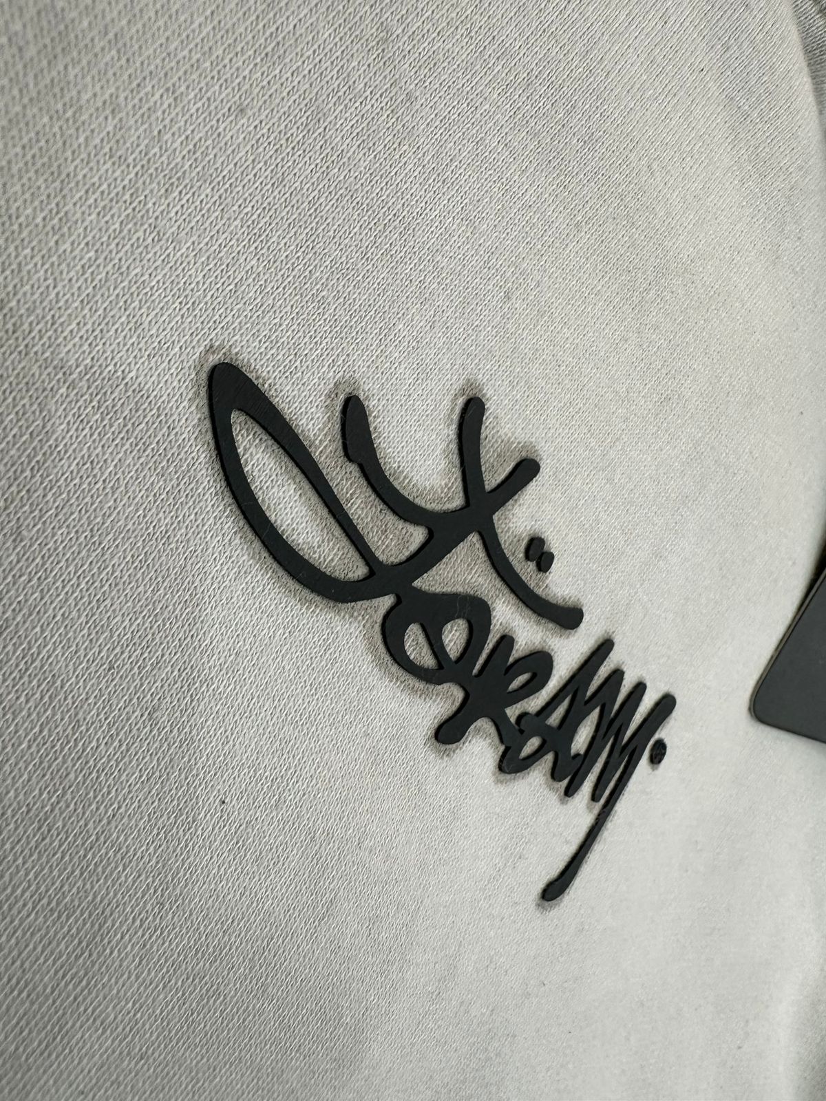 buzo hoodie dif x curva crema