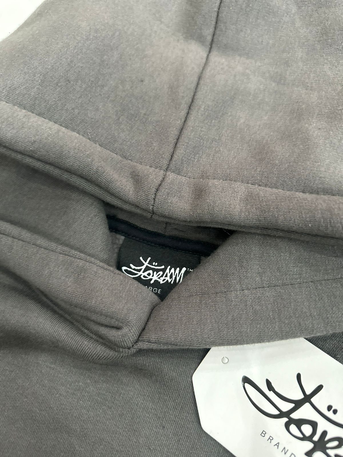 buzo hoodie urb x curva plomo